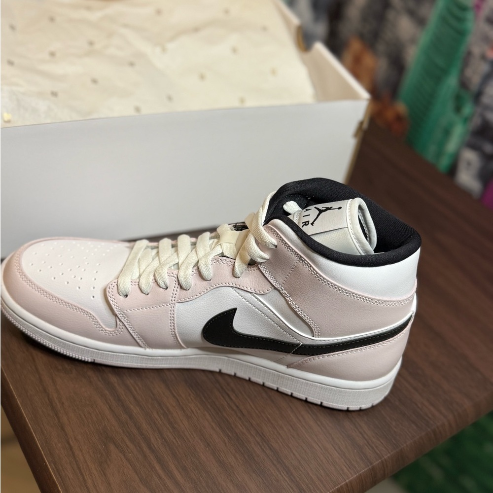 Nike Pink and Black Sneakers Classic Style